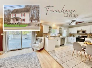 352 Main St, Manalapan, NJ 07726