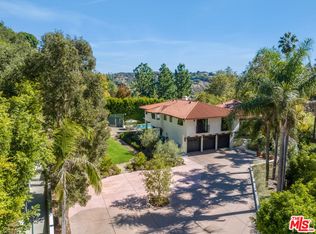 7651 Willow Glen Rd, Los Angeles, CA 90046