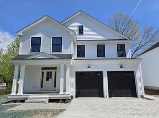 8 Woodbury Reserve Rd UNIT 8, Portsmouth, NH 03801