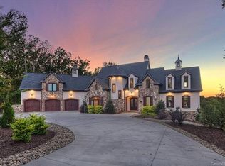 135 Waddell Rd, Mooresville, NC 28117