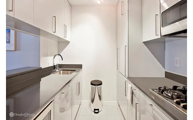 Rented by Douglas Elliman | media 18