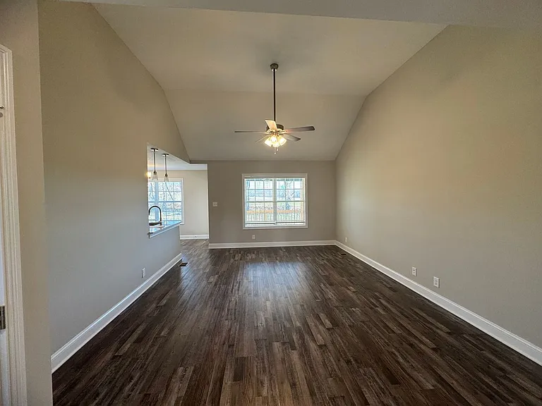 1288 Cardinal Creek Dr — Photo 8