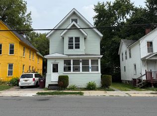 242 Bleecker St, Gloversville, NY 12078
