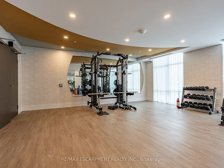470 Dundas St E #225 — Photo 22