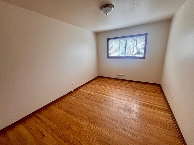 3879 N Humboldt Blvd — Photo 9