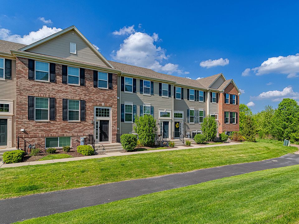 1st image of 1609 Deer Pointe Dr