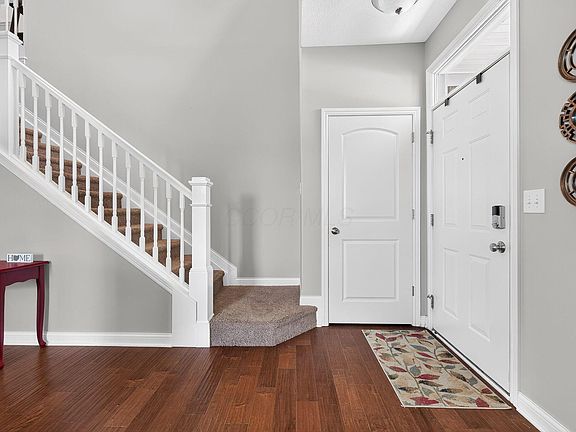 3rd image of 635 Sandhill Ct