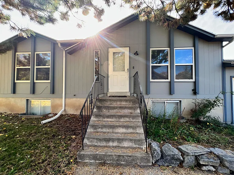 10 Pinewood Dr — Photo 19