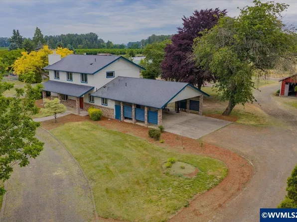 93419 River Rd, Junction City, OR 97448