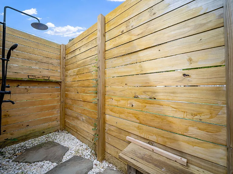 1109 Orange St — Photo 46