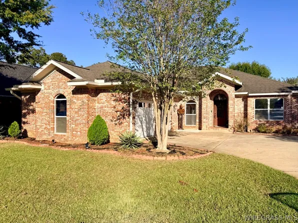 114 Lakeside Dr, Dothan, AL 36301