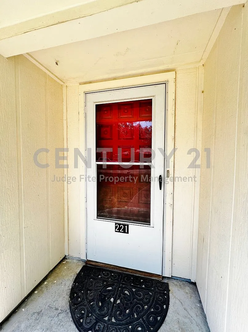 Lovely 3/2/2 in DeSoto For Rent! — Photo 2