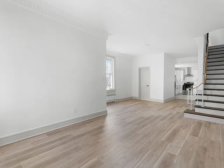 163 Summit Ave — Photo 9
