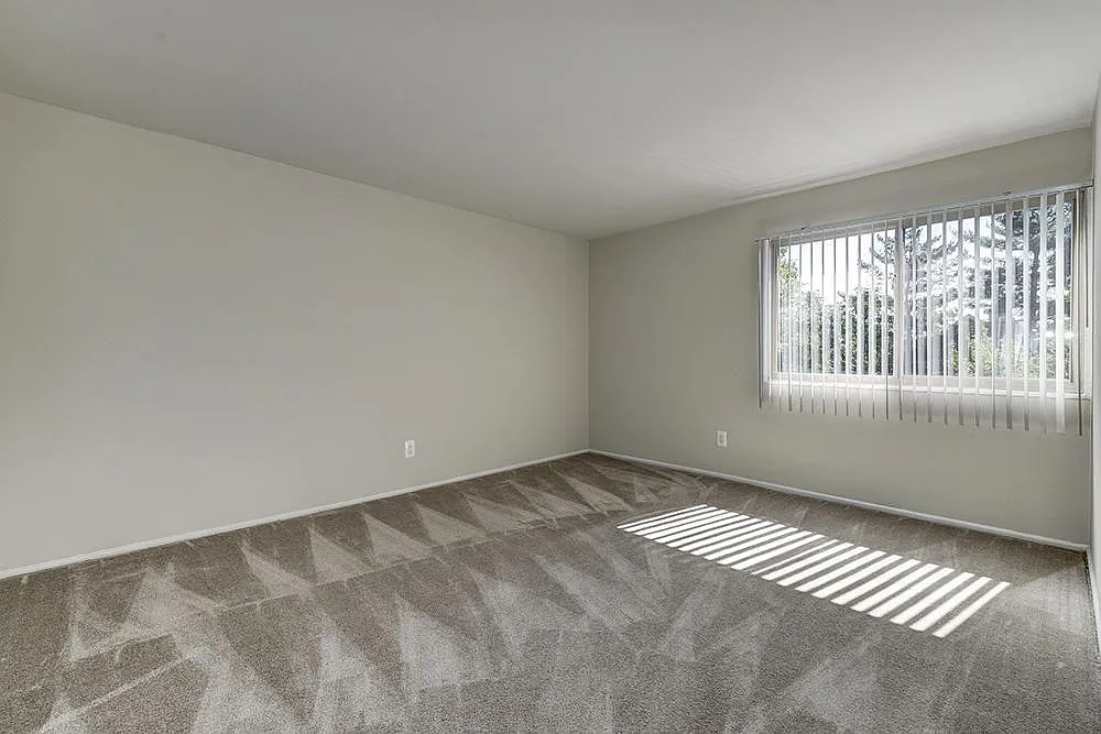 Wheaton House — Photo 3