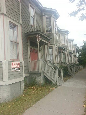 2nd image of 322 W Hall St