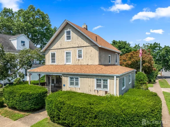 14 Hooker St, Jamesburg, NJ 08831