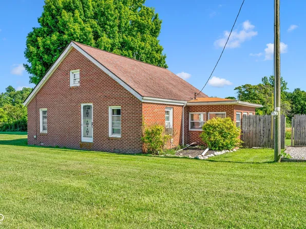 9433 W Us Highway 50, Medora, IN 47260