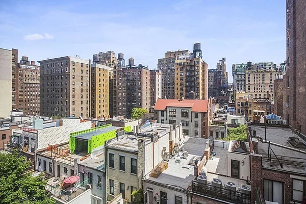 Rented by Compass | media 11