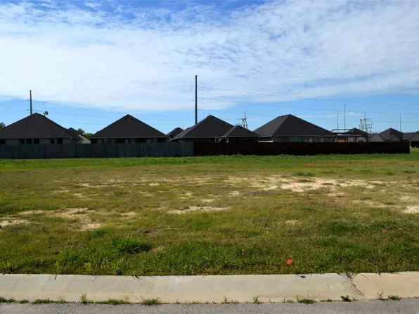 311 Preston Rd, Mabank, TX 75147