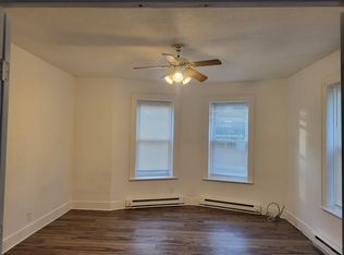 599 Chicopee St #1L, Chicopee, MA 01013