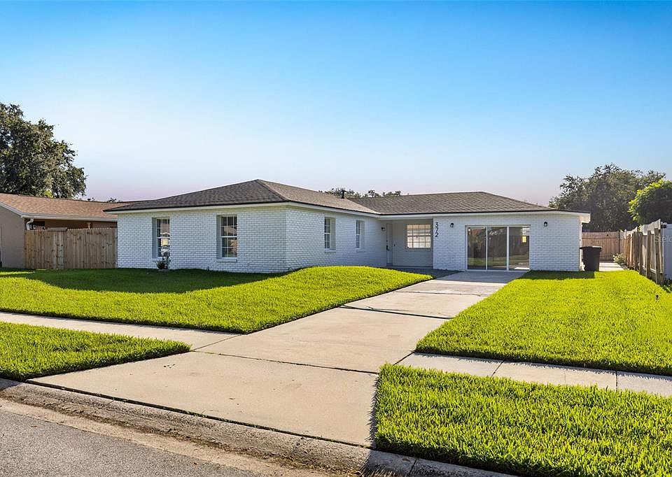 1st image of 372 IMPERIAL DRIVE