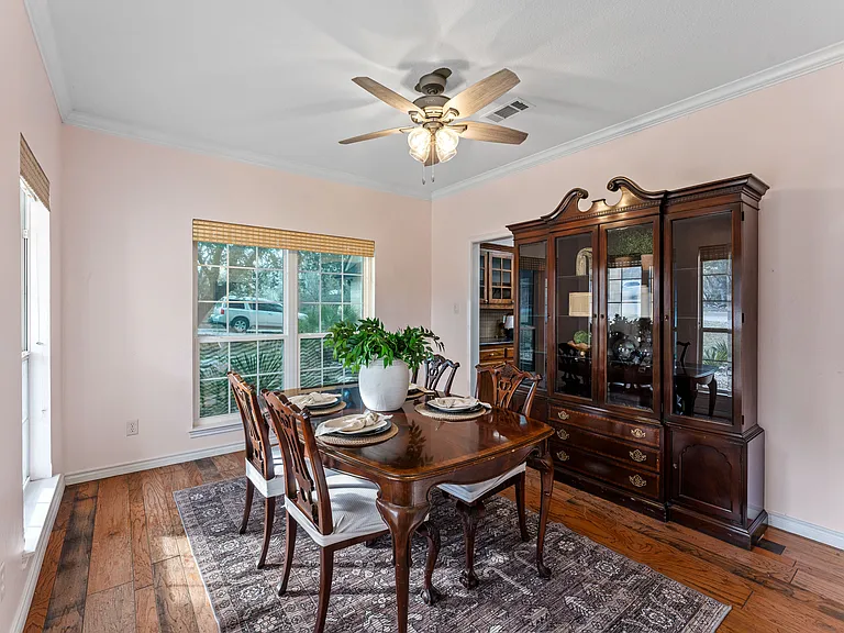 1060L Great Oaks — Photo 14