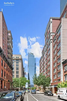 Rented by Sotheby's International Realty | media 15