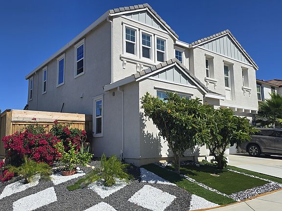 4th image of 3159 Tostalinda Dr