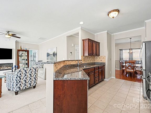 3rd image of 12069 Windy Rock Way