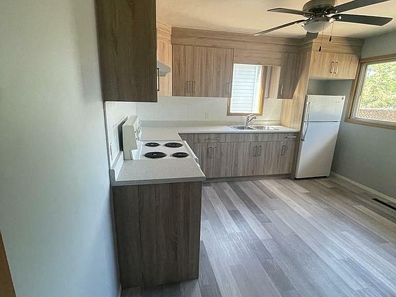 4th image of 10430 65th Ave NW