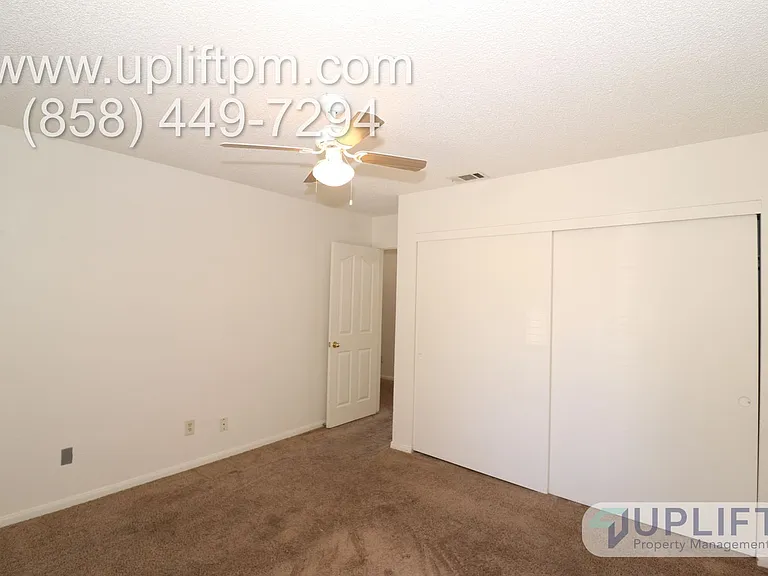 15938 Caras Ct — Photo 10