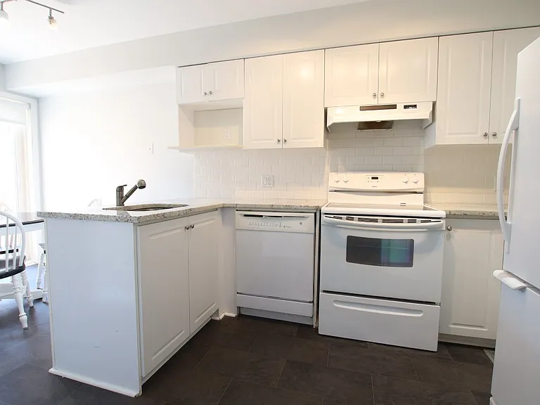 4427 Wildmint Sq — Photo 9