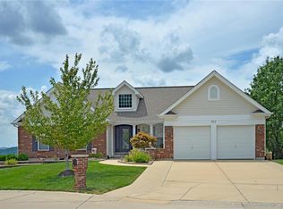 211 Palisades Ridge Ct, Eureka, MO 63025
