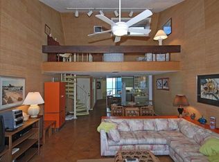 6826 Gulf Dr, Holmes Beach, FL 34217
