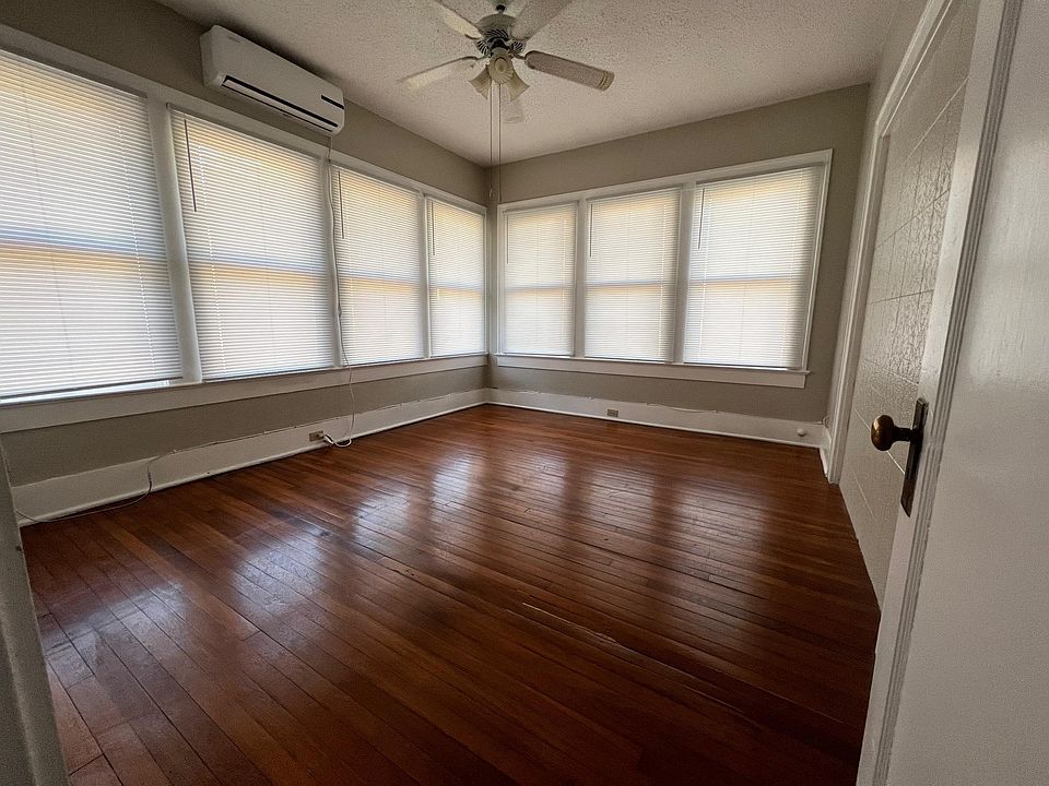 1st image of 1601 W Woodlawn Ave #3