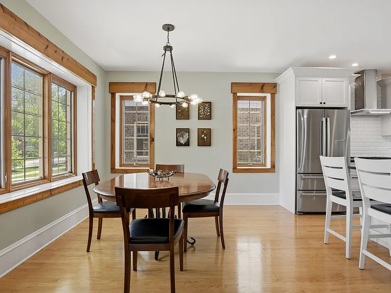 822 S Chester Ave — Photo 8