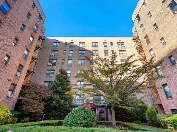 83-25 98th Street #5L, Woodhaven, NY 11421