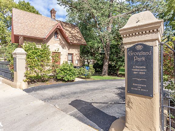 4th image of 607 E Groveland Park #1