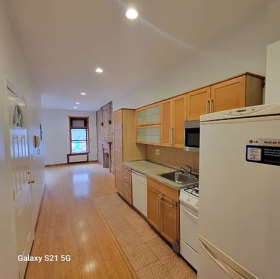 Rented by Oxford Property Group | media 1