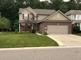 754 Cherry Stone Dr #25, Canton, MI 48188