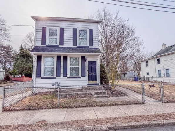 228 2nd St, Beverly, NJ 08010