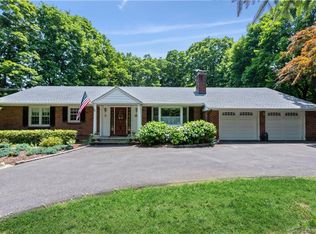 1351 Brookside Dr, Fairfield, CT 06824