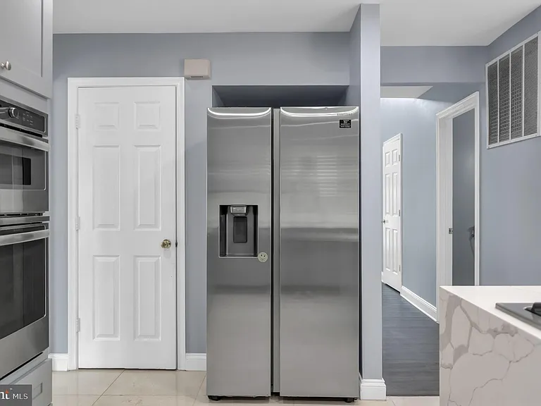 15704 Beau Ridge Dr — Photo 13