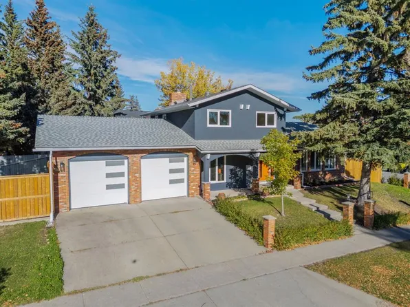 263 S Silvergrove Pl NW, Calgary, AB T3B 4T5