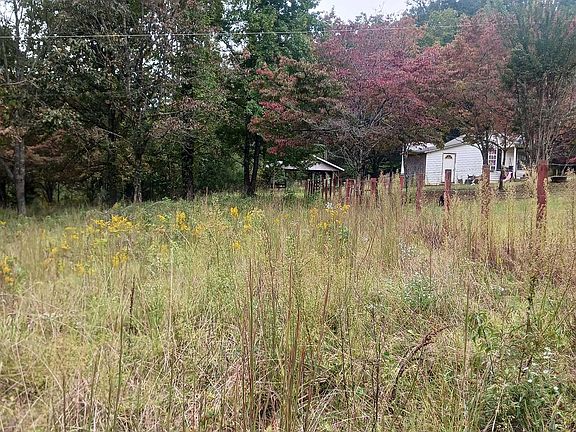 2nd image of 1549 Midway Rd
