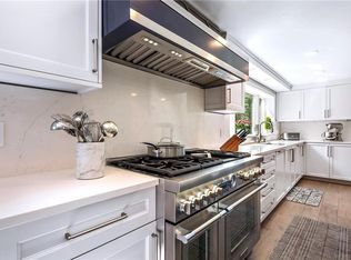 65 Knotty Pine Rd, Tiverton, RI 02878