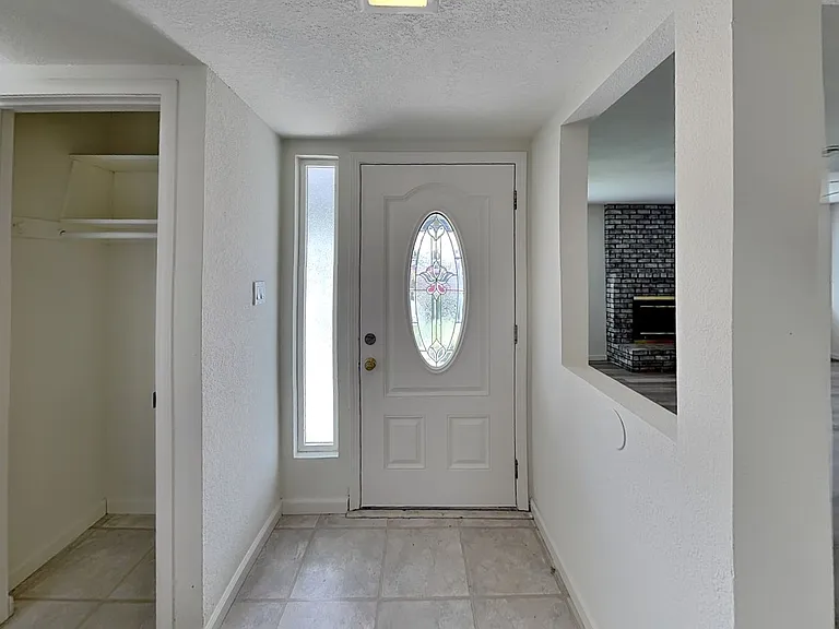 6830 Harmon Dr — Photo 6