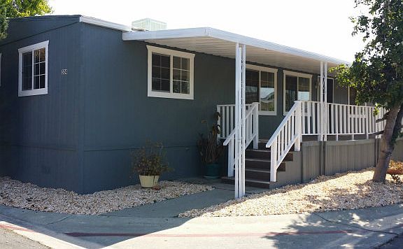 3rd image of 324 Los Encinos Dr #324