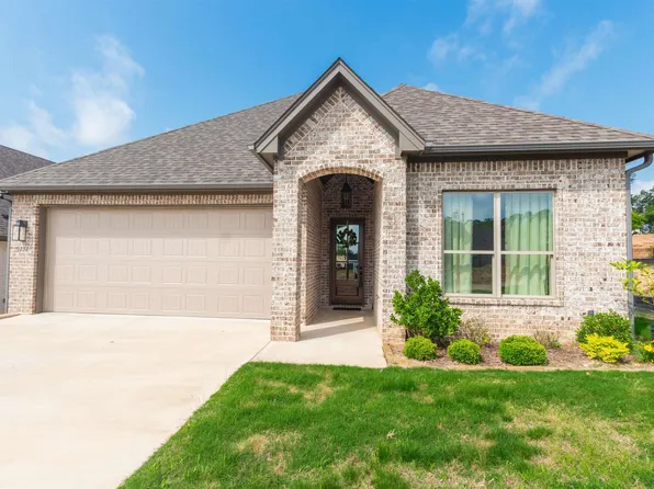9232 Villas Ct, Tyler, TX 75703