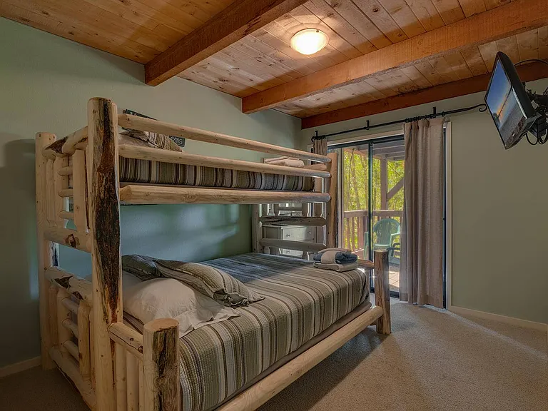 125 Lassen Dr #8 — Photo 14